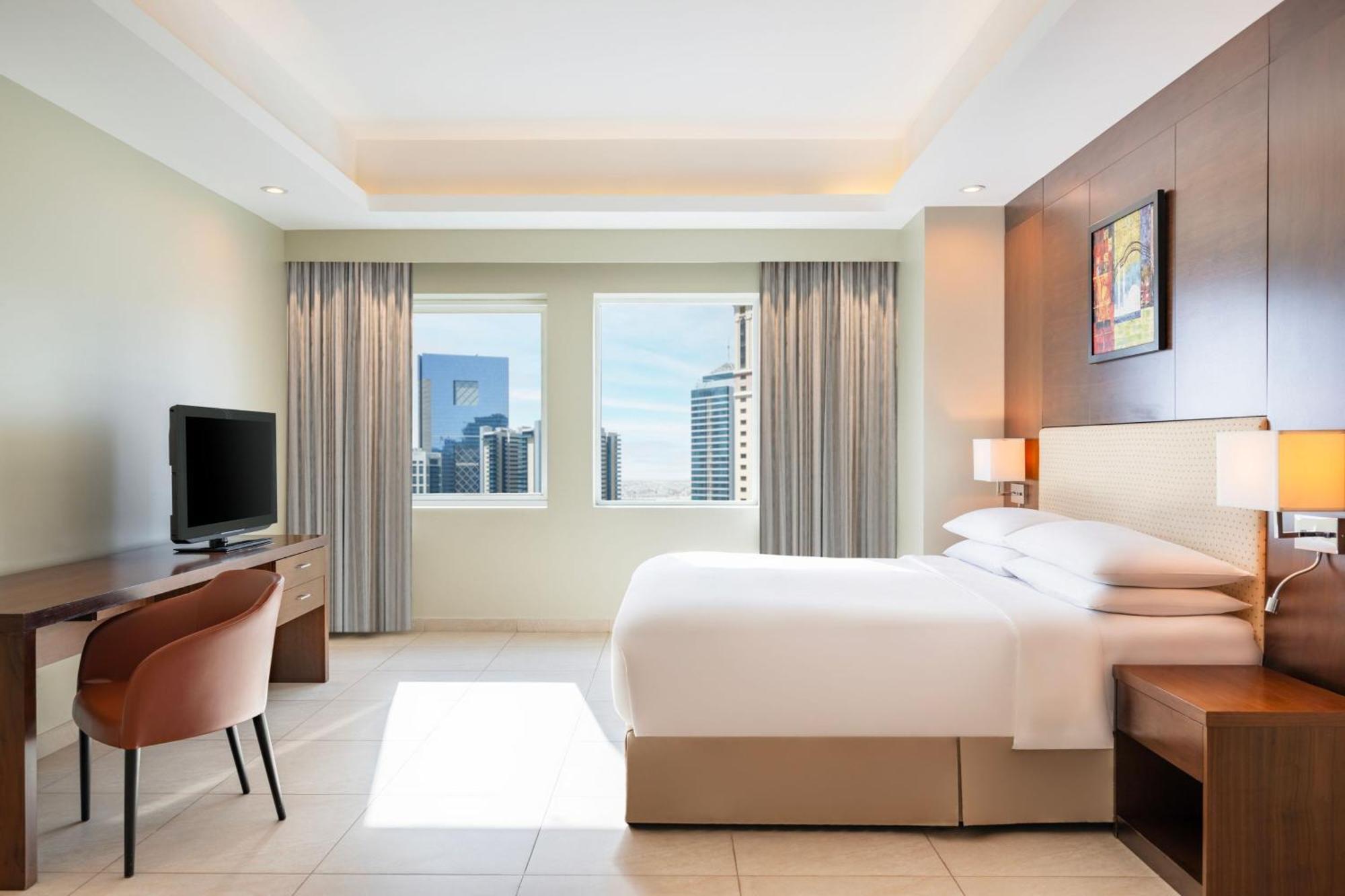 Apart Otel Marriott Executive Center 4*
