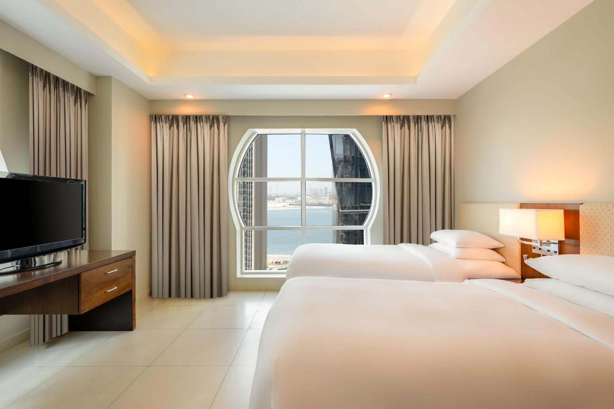 Marriott Executive Center 4*