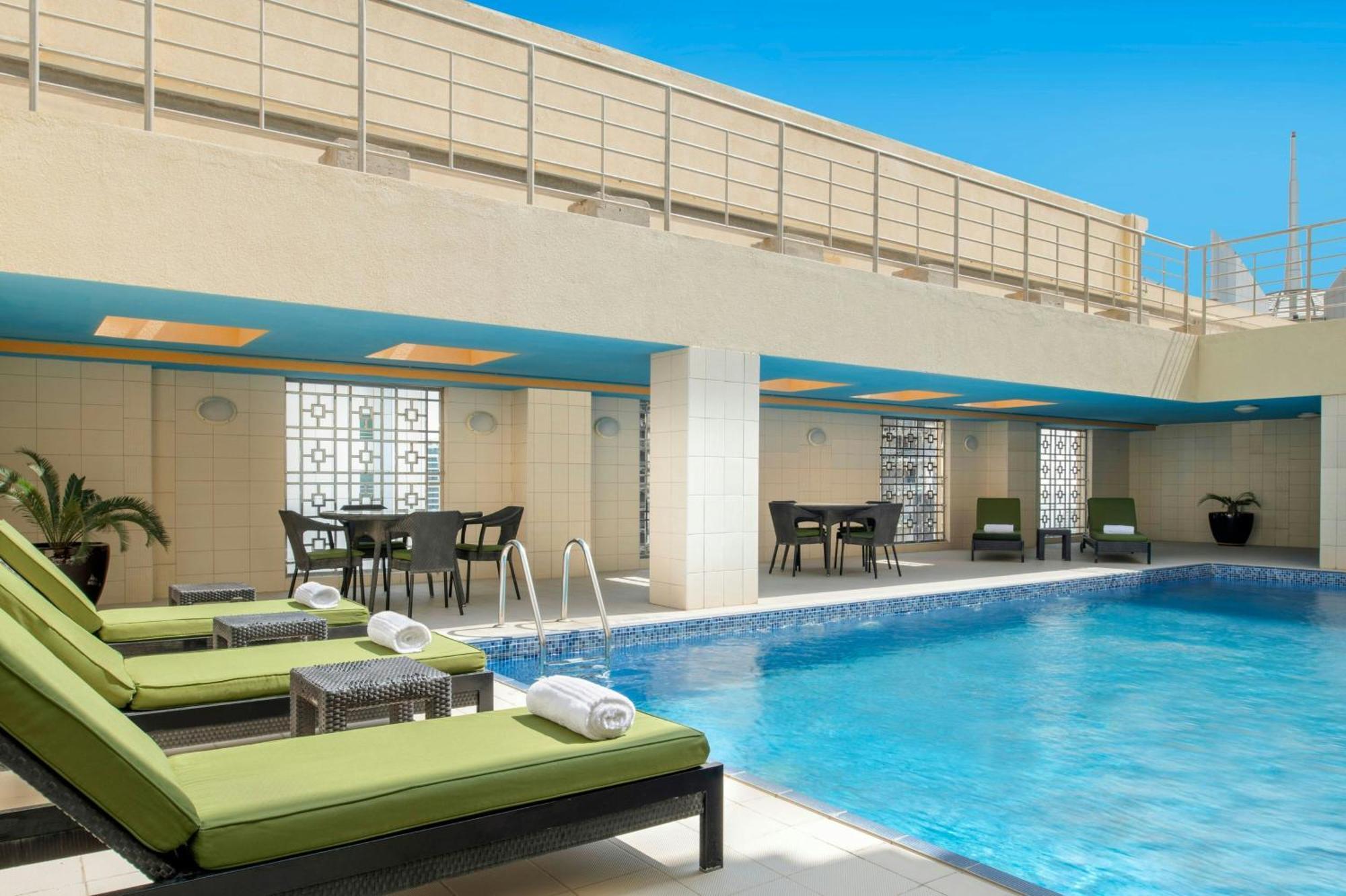 Aparthotel Hyatt Residences West Bay 4*